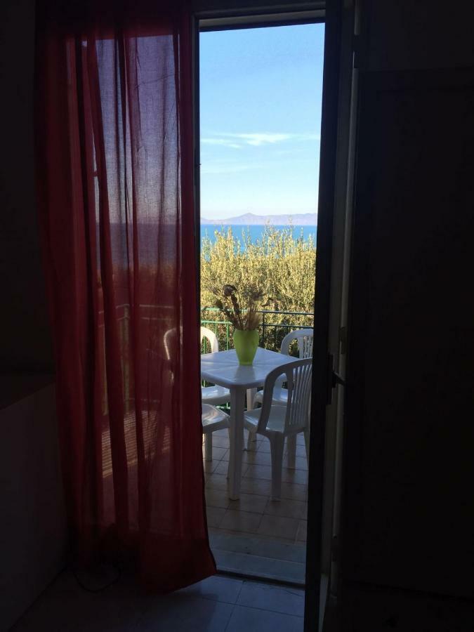 Residence Calava Gioiosa Marea Kültér fotó