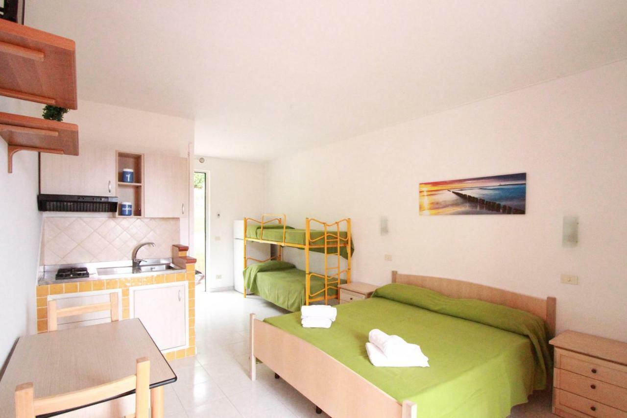 Residence Calava Gioiosa Marea Kültér fotó