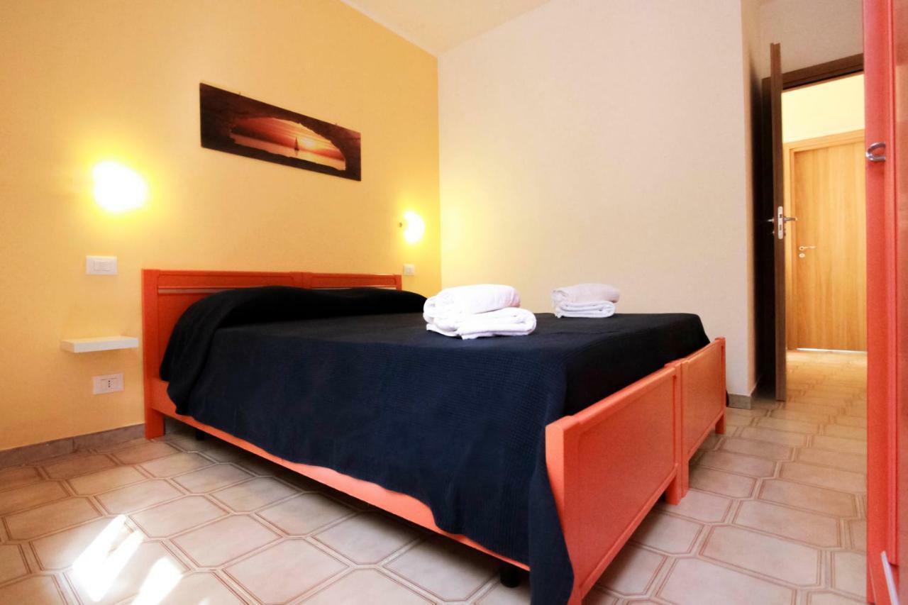 Residence Calava Gioiosa Marea Kültér fotó